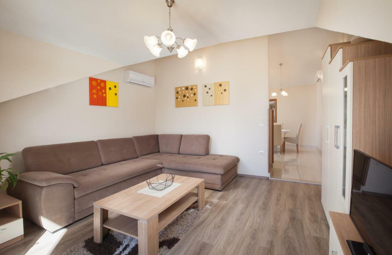 Apartments Kate Makarska Ngoại thất bức ảnh
