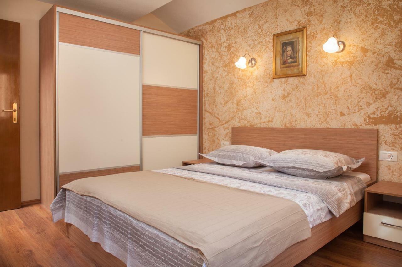 Apartments Kate Makarska Ngoại thất bức ảnh